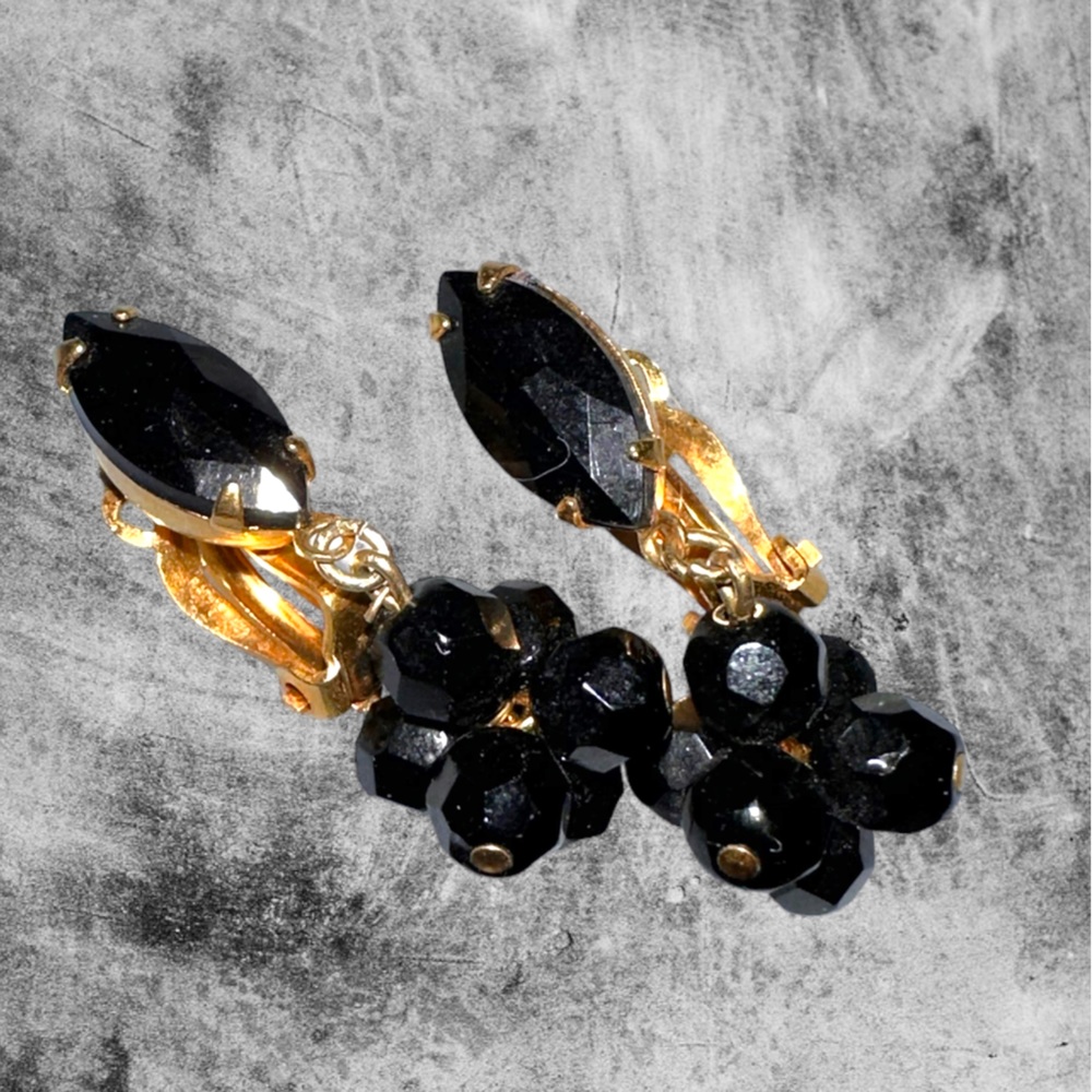 Vintage Lewis Segal California gold tone black rhinestone dangle clip earrings